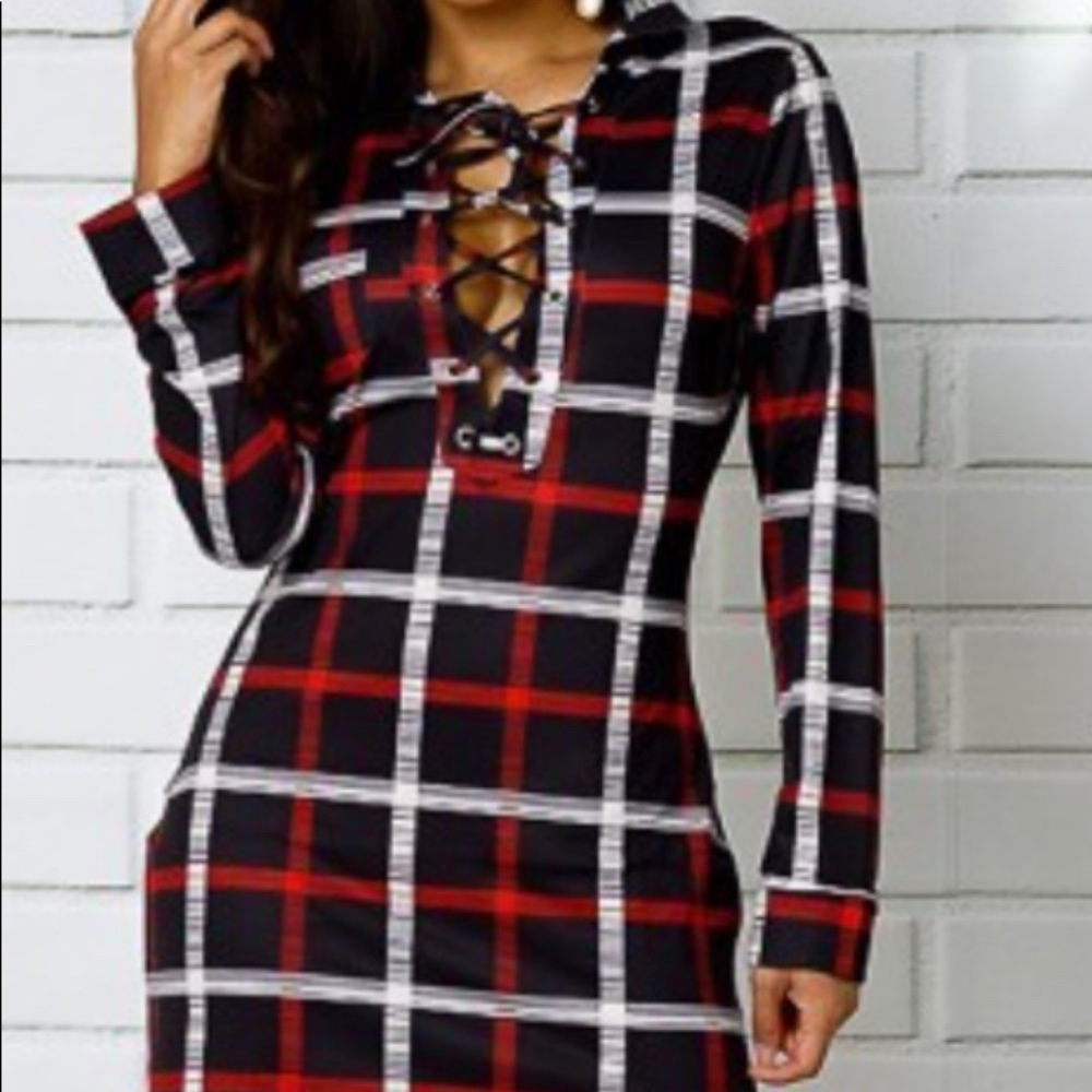 Dress - Picture 2 of 3